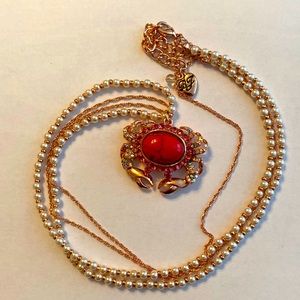 New without tags Betsy Johnson Crab necklace